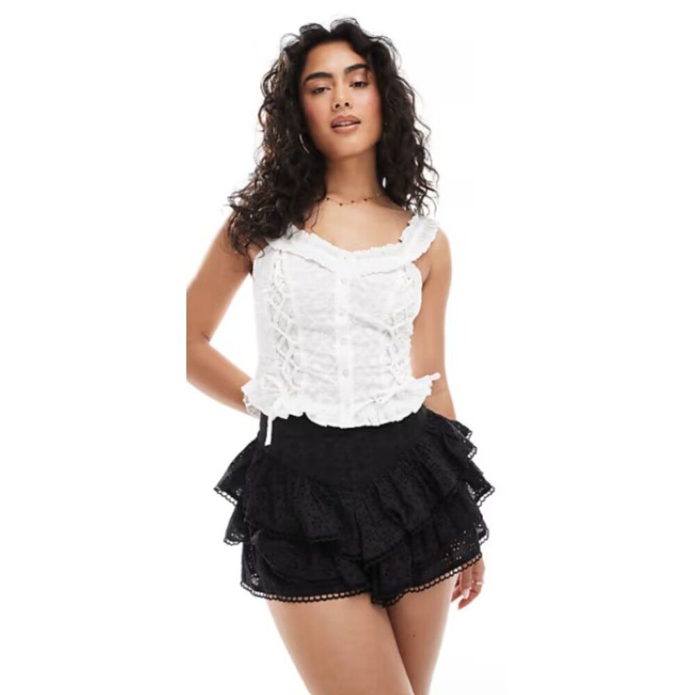 Miss Selfridge Eyelet Broderie Ruffle Bloomer Shorts in Black Cotton size 8 29"